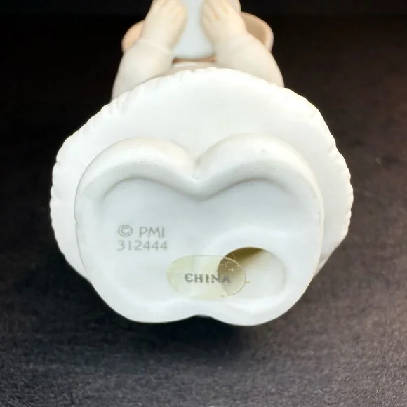 Precious Moments-Holiday Wishes, Sweety Pie!-312444-Mini Figurine-Vintage 1997 - Picture 7 of 9